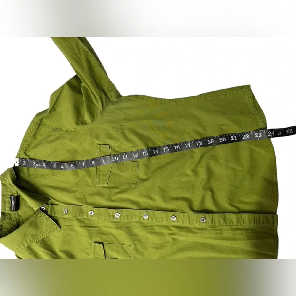 New York & Company Green Button-Up Long Sleeve Shirt Size XL - Picture 3 of 7